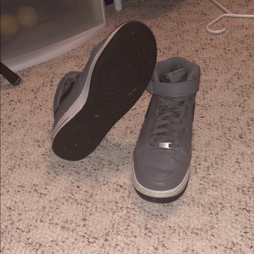 Air Force 1s w/ Velcro